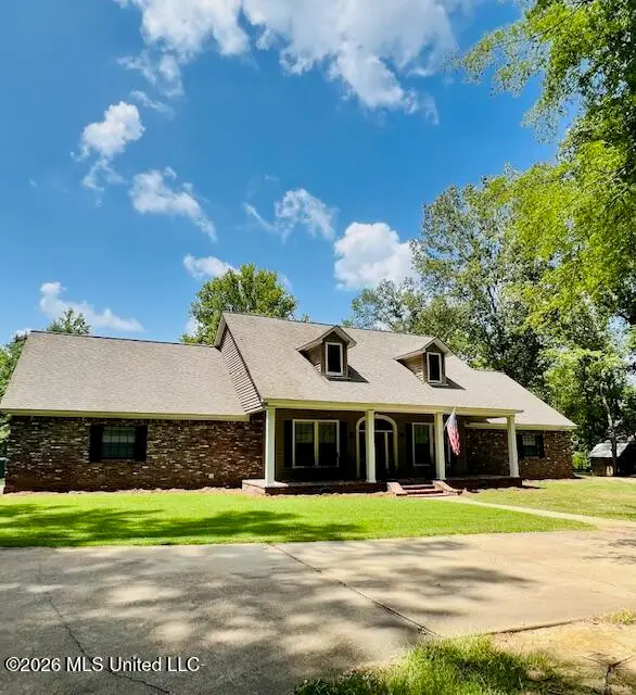 537 N Springlake Circle, Terry, MS 39170 - #1