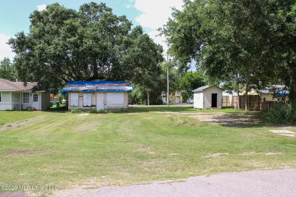 1035 Ocean View Drive, Gulfport, MS 39507