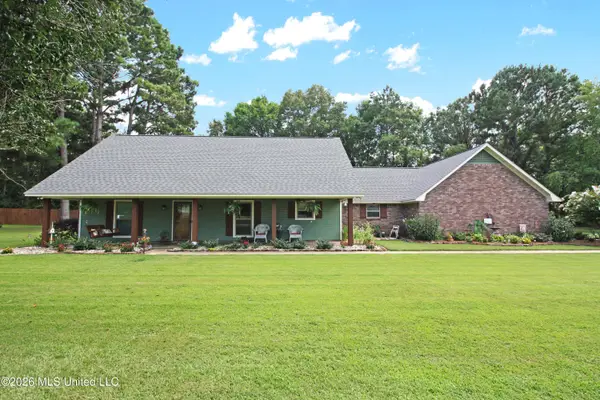 101 Pinehaven Place, Clinton, MS 39056