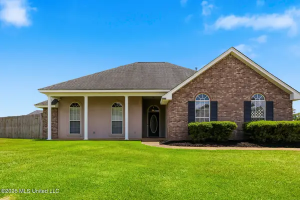 109 Dupuy Circle, Byram, MS 39272