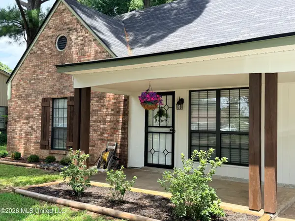 726 Thornwood Drive, Southaven, MS 38671