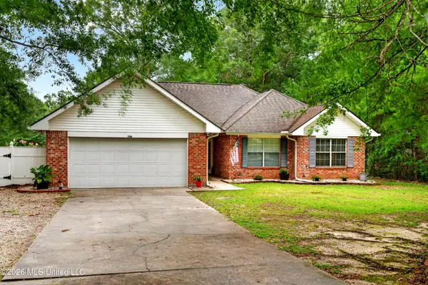 106 Sherwood Drive, Carriere, MS 39426