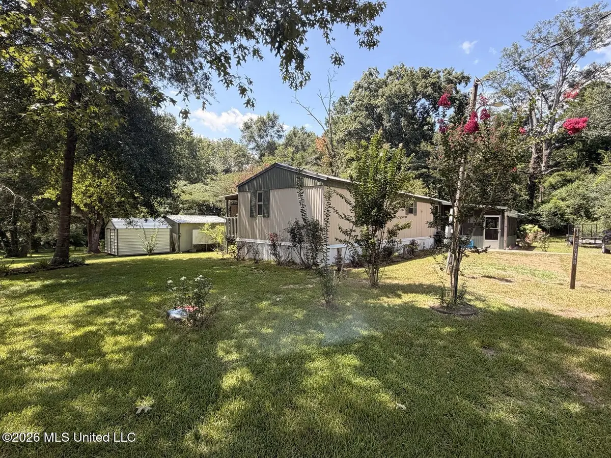 13 Douglas Circle, Sontag, MS 39665 - #1