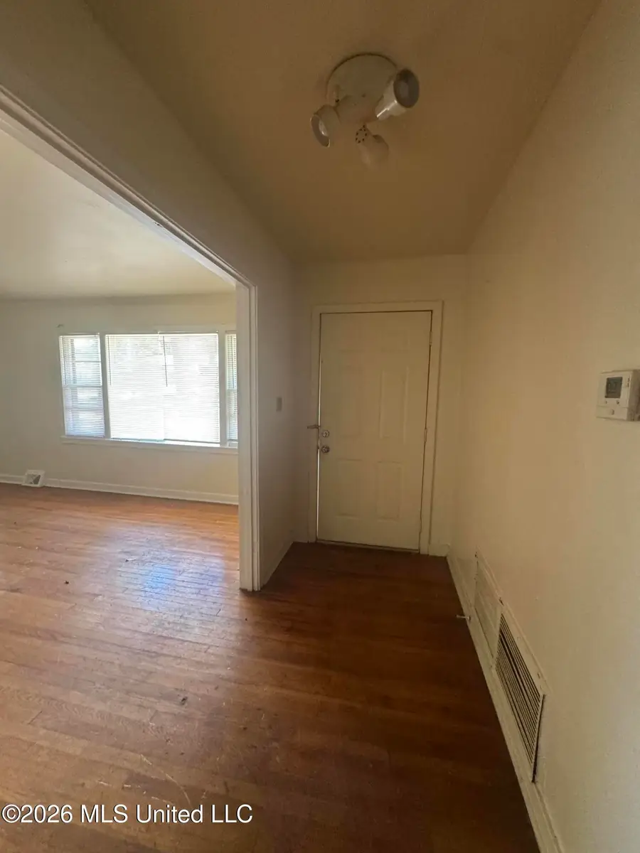 245 Shady Circle, Jackson, MS 39204 - #3
