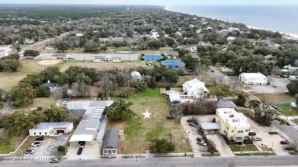 224 Davis Avenue, Pass Christian, MS 39571