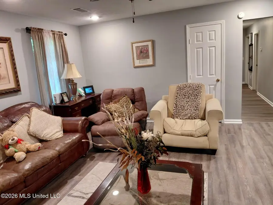 2354 Belvedere Drive, Jackson, MS 39204 - #3