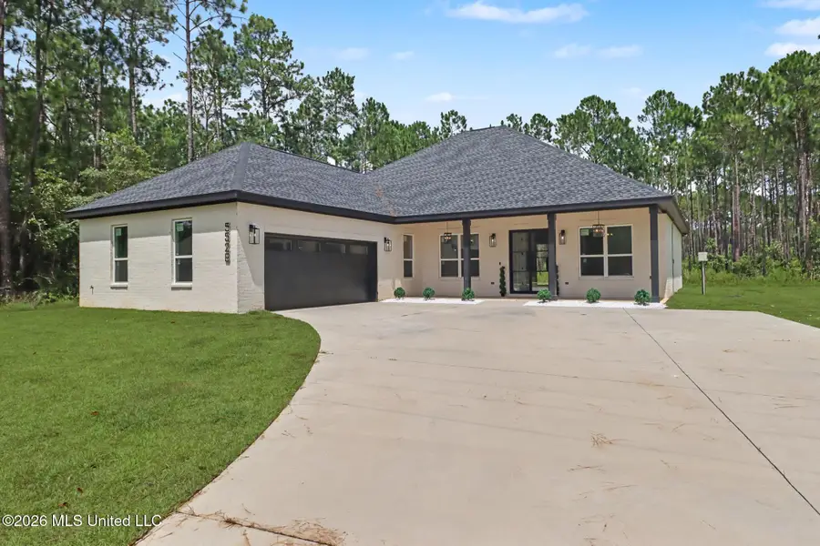 5528 Richmond Street, Ocean Springs, MS 39564 - #2