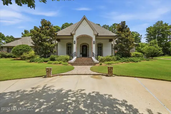 465 Pembrooke Drive, Madison, MS 39110