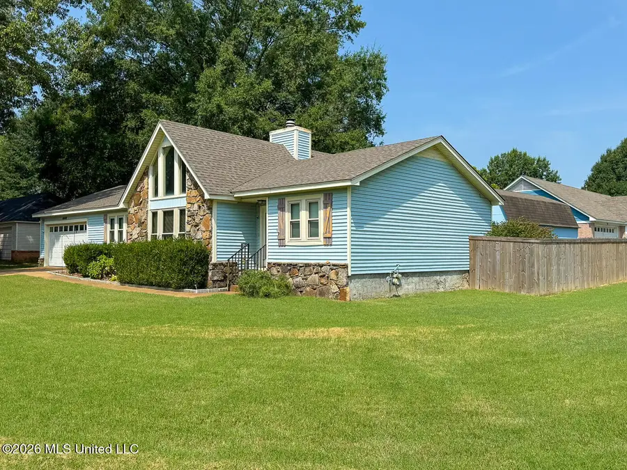 6640 Black Thorne Drive, Walls, MS 38680 - #3