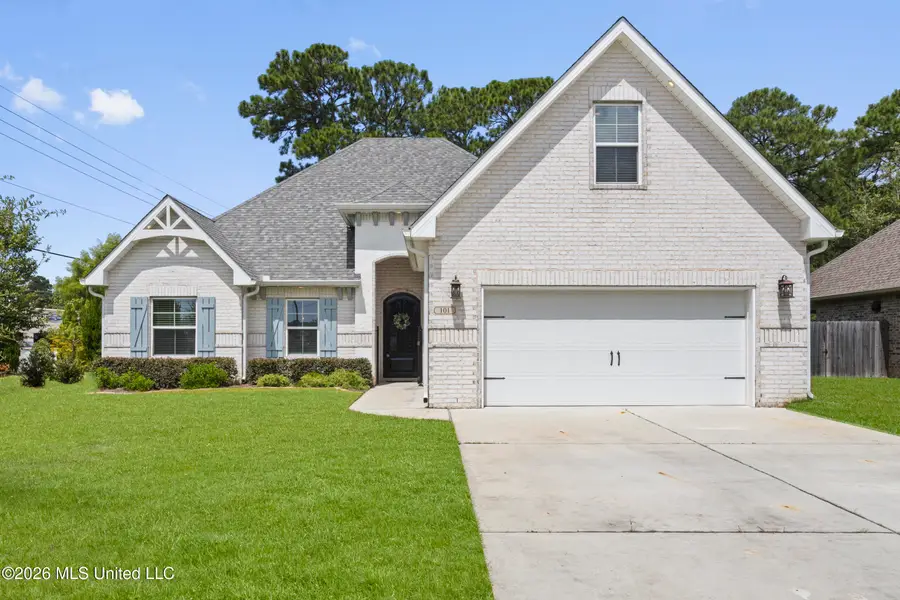 101 Spanish Cove Drive, Ocean Springs, MS 39564 - #2