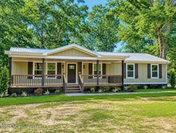 1295 Beaver Creek Road, Lucedale, MS 39452