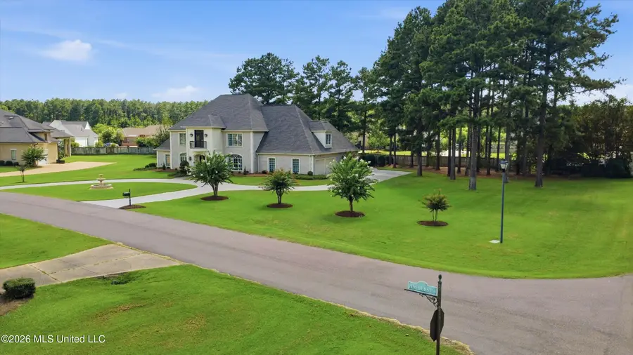 301 Pinehurst Circle, Ridgeland, MS 39157 - #3