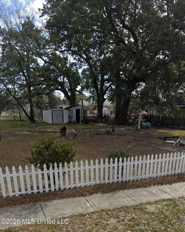 1720 Eastward Drive, Gulfport, MS 39501