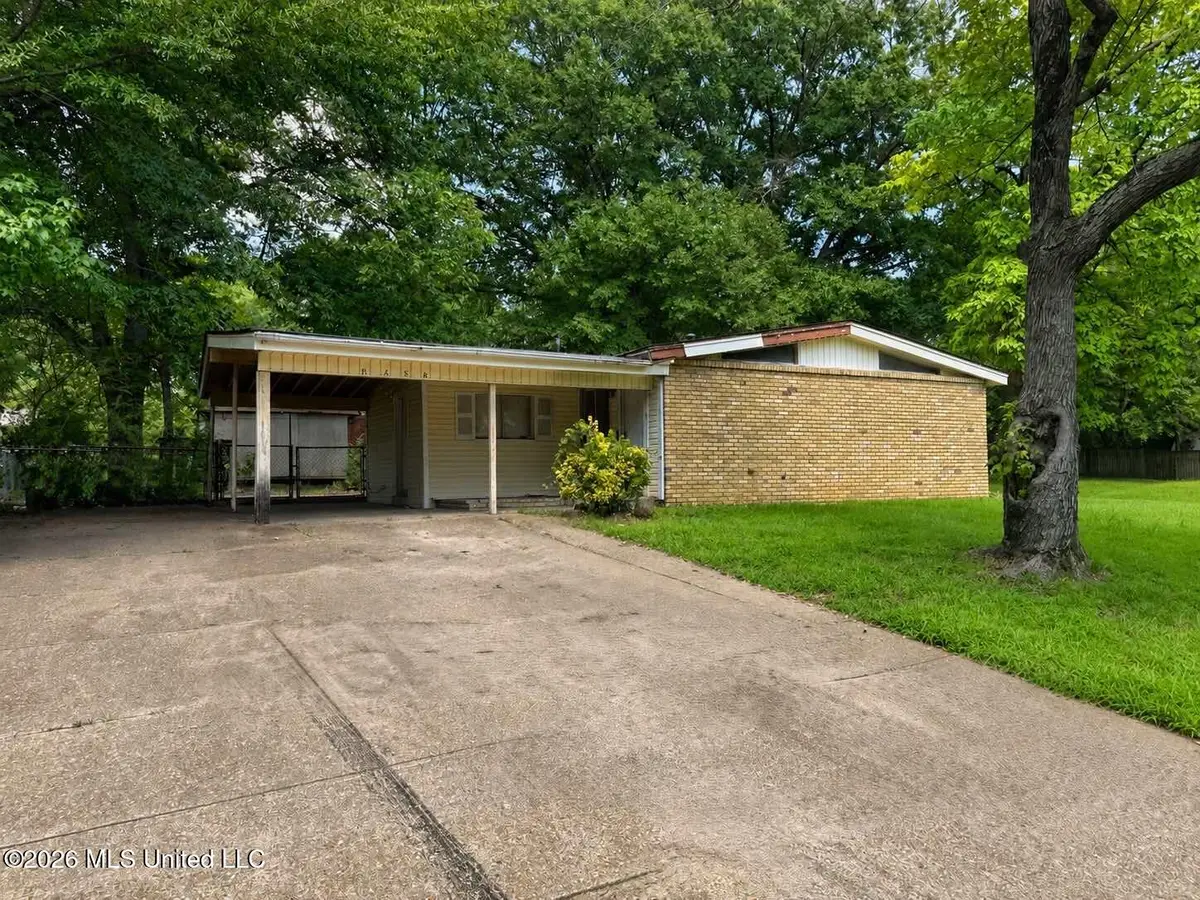 8658 Bunker Hill Drive, Southaven, MS 38671 - #1