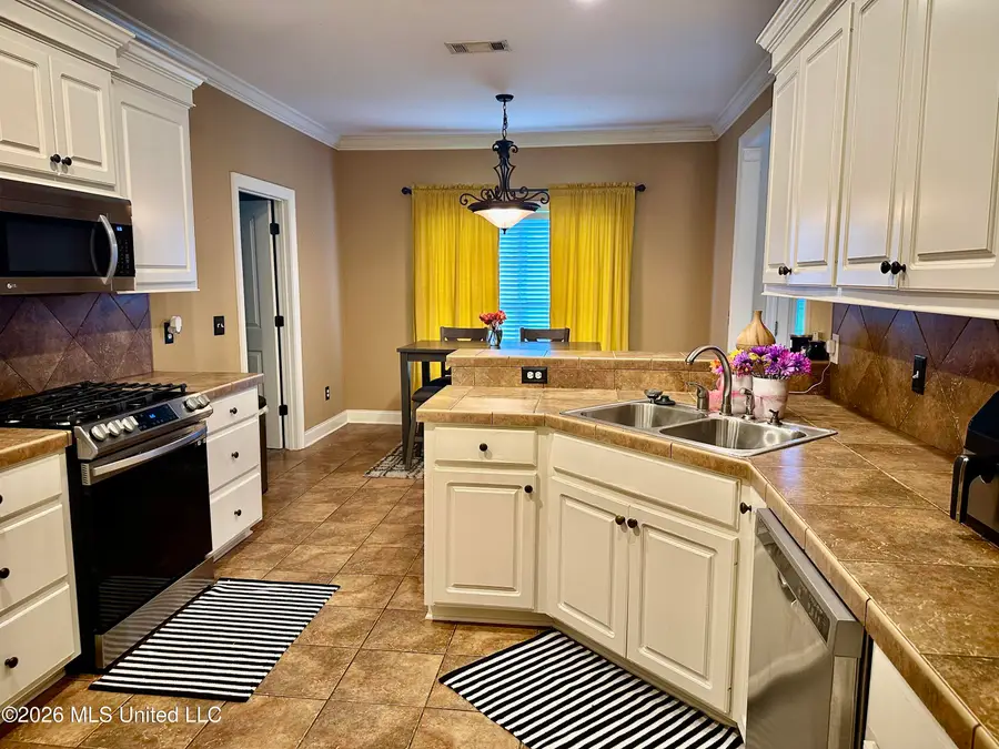 804 Stayton Cove, Byram, MS 39272 - #3