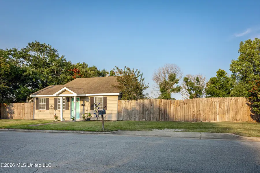 1806 Roosevelt Street, Pascagoula, MS 39567 - #3