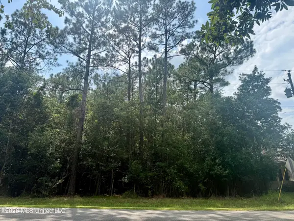 9968 Kahana Street, Diamondhead, MS 39525