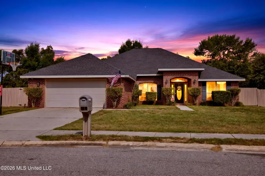 160 Saltmeadow Circle, Ocean Springs, MS 39564 - #2
