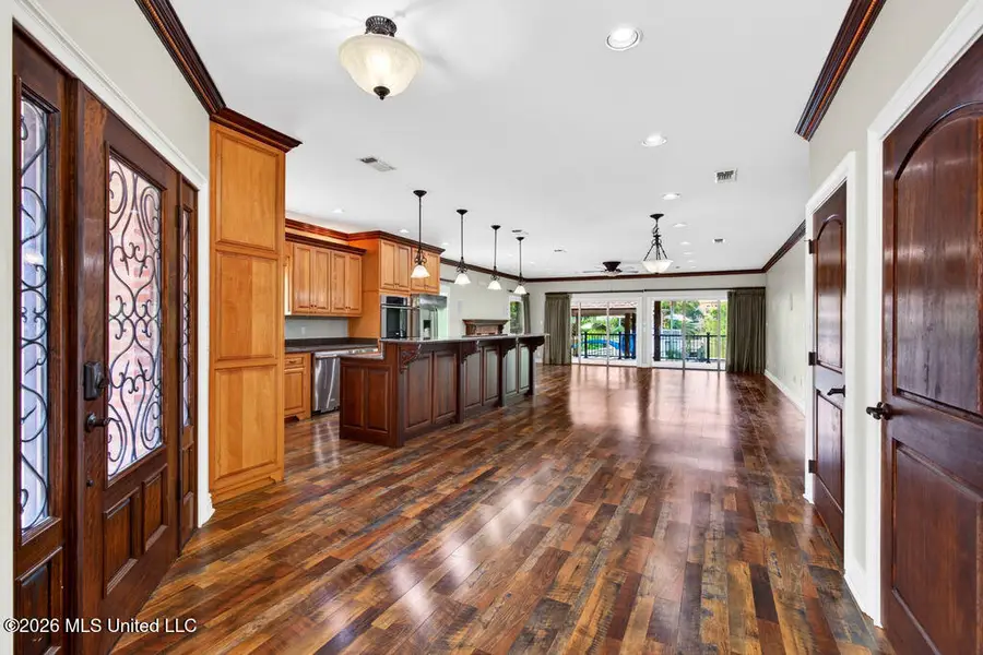 401 S Caribe Place, Gulfport, MS 39507 - #2