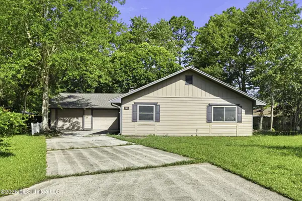 3 Pecan Ridge, Diamondhead, MS 39525