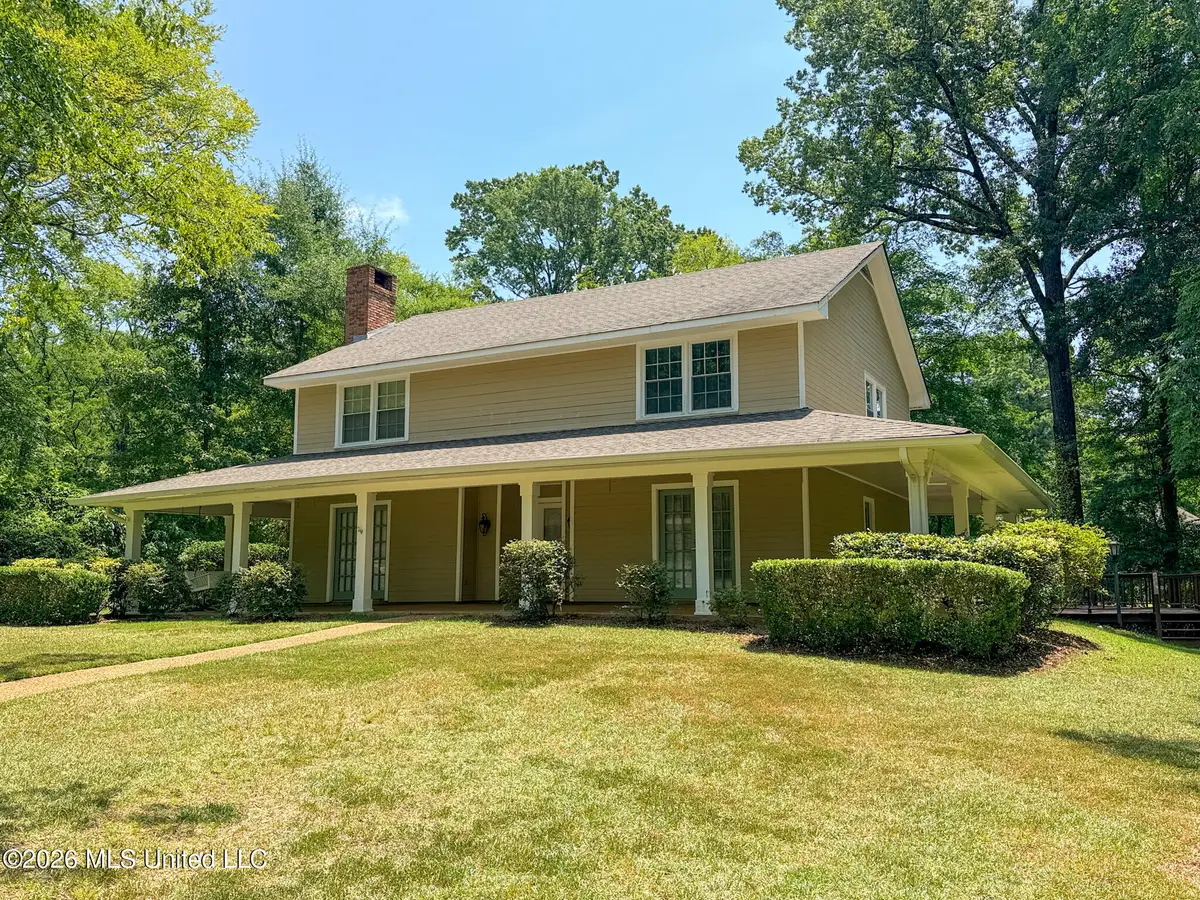 100 Coachmans Road, Madison, MS 39110 - #1