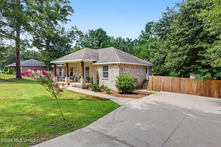 131 Southern Oaks, Lucedale, MS 39452 - #2