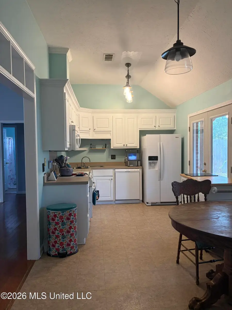212 Cherrybark Lane, Brandon, MS 39047 - #3