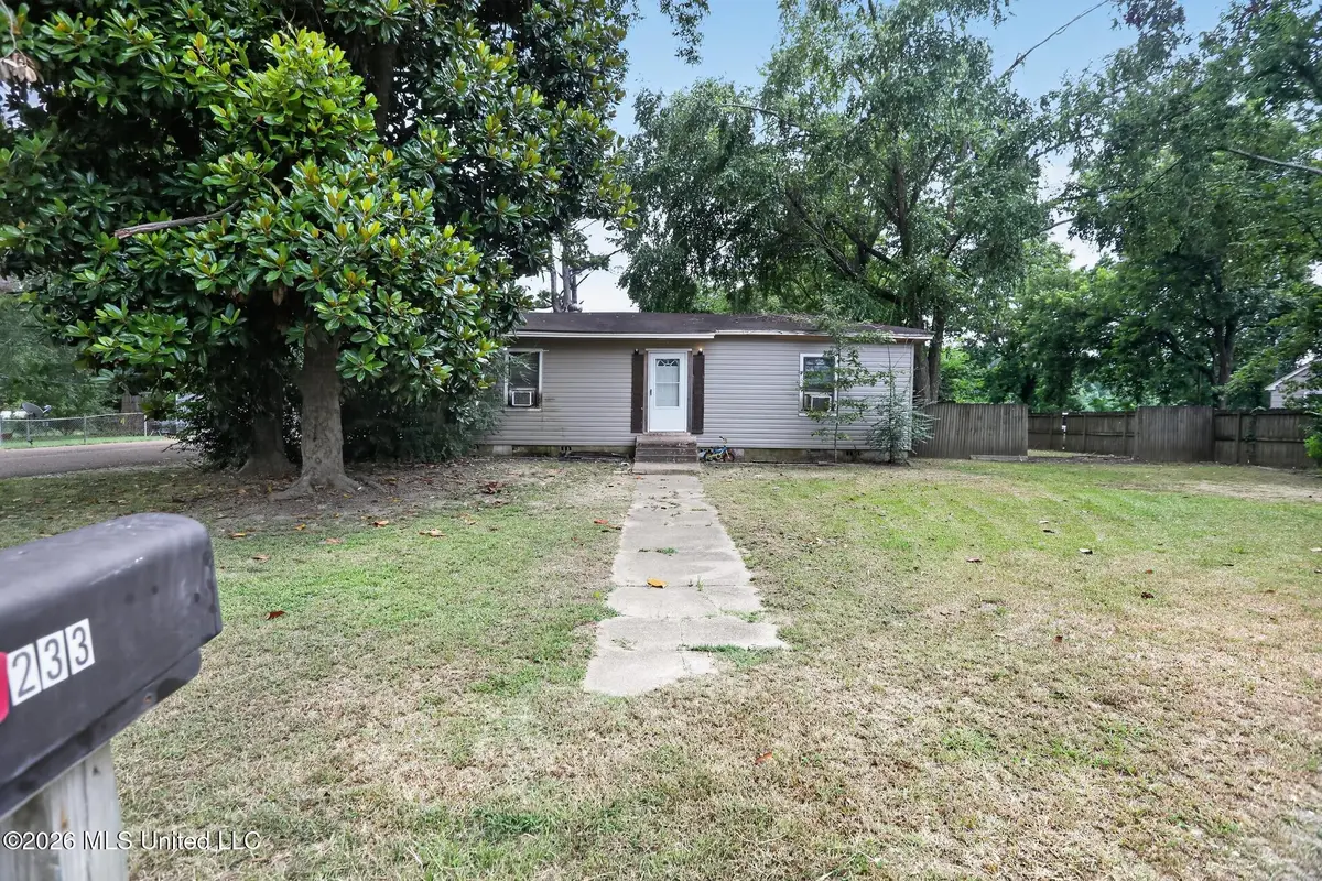 233 Hays Street, Batesville, MS 38606 - #1