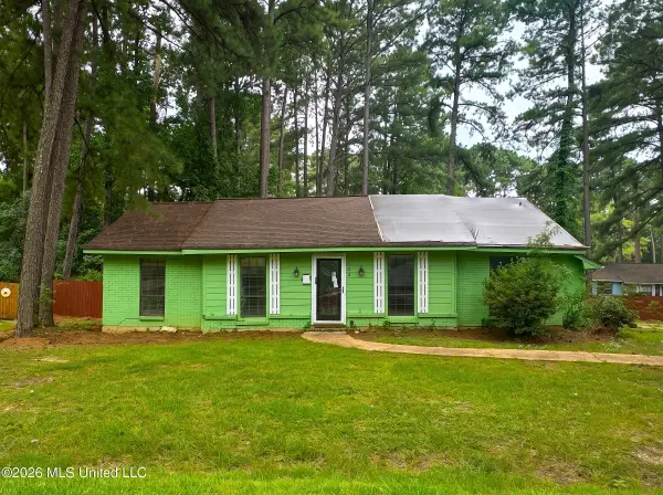 102 Dogwood Circle, Brandon, MS 39047