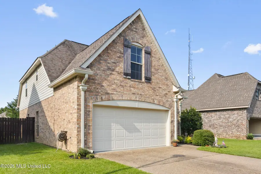 3931 Acadian Village Drive, Ocean Springs, MS 39564 - #3