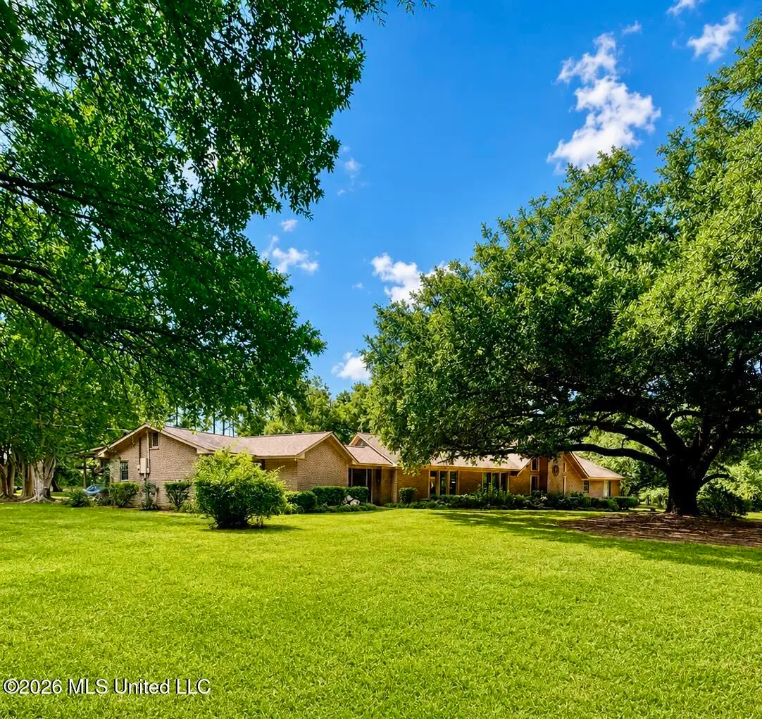 152 Brooksberg Drive, Magee, MS 39111 - #1