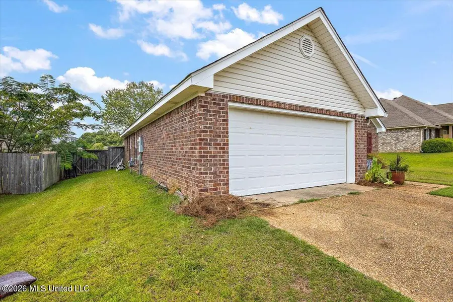 115 Ash Ridge Place, Pearl, MS 39208 - #2