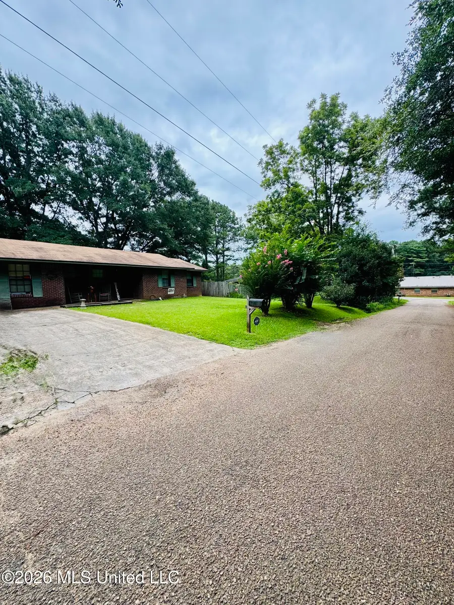 102 Chatwin Street, Kosciusko, MS 39090 - #3