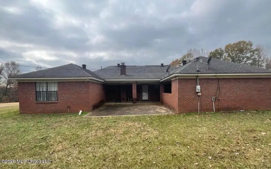 1340 Alonzo Gipson Road, Sardis, MS 38666 - #2