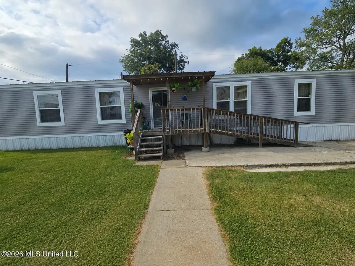 101 Railroad Avenue, Beulah, MS 38726 - #1