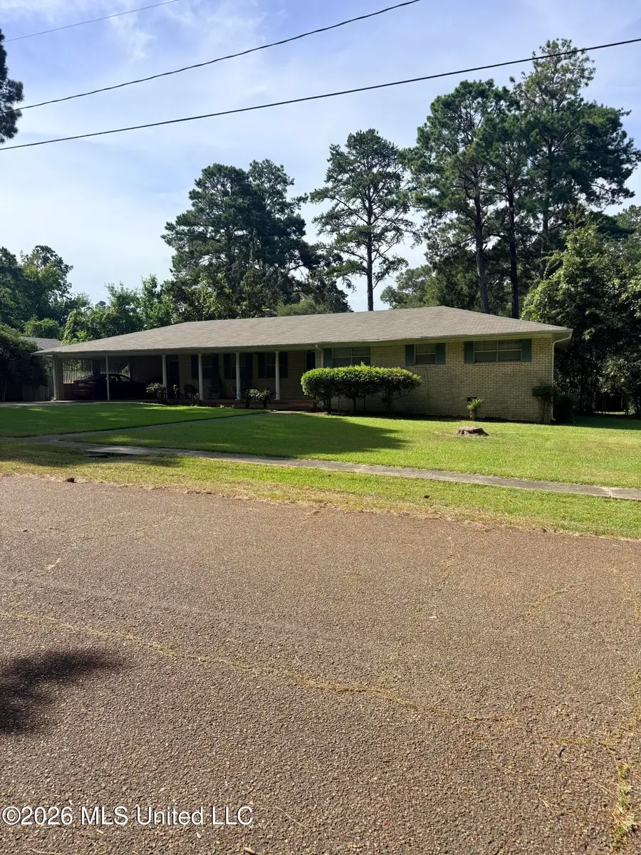 513 Charles Street, Brookhaven, MS 39601 - #3