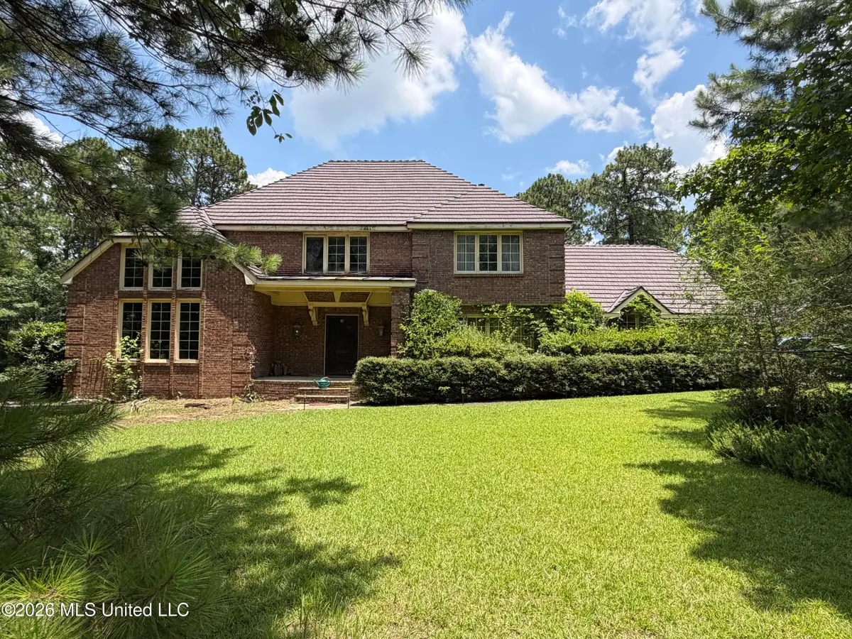 2000 S 40th Avenue, Hattiesburg, MS 39402 - #1