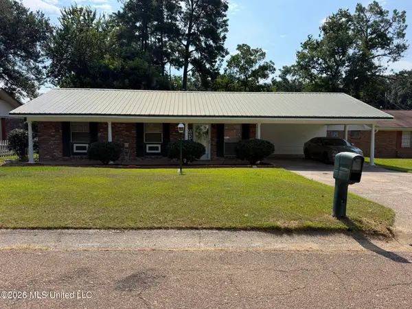 305 John Glenn Avenue, Natchez, MS 39120