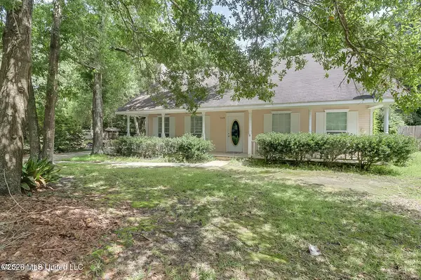 9228 Pointe Aux Chenes Road, Ocean Springs, MS 39564