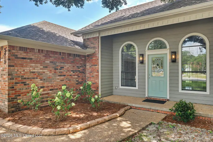 5413 Pontiac Street, Ocean Springs, MS 39564 - #2