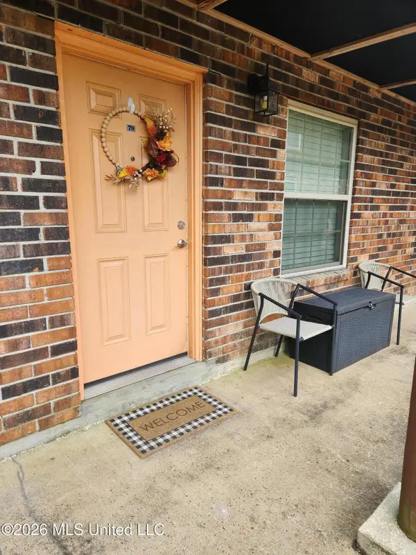 1550 E 2nd Street, Pass Christian, MS 39571