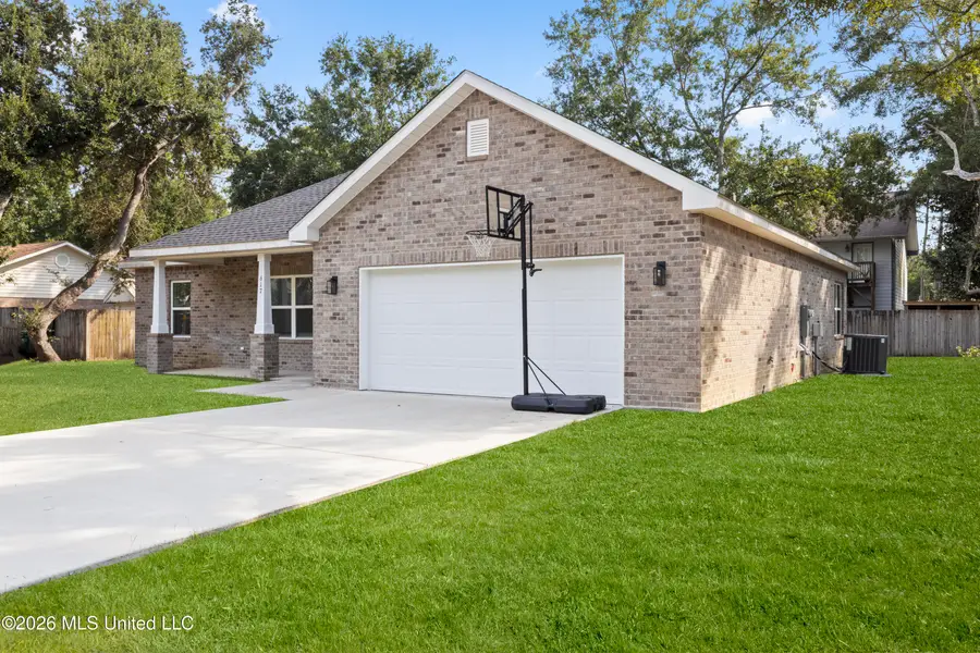 617 Peach Street, Ocean Springs, MS 39564 - #2