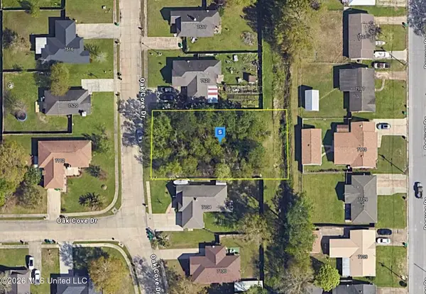 7525 Oak Cove Drive, Biloxi, MS 39532