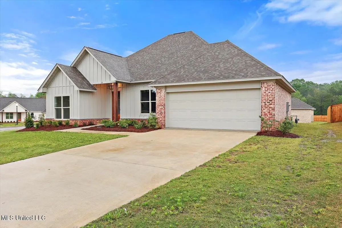 120 Willow Way, Canton, MS 39046 - #1