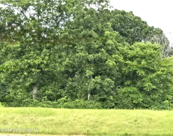 1 Gravel Springs Road Road, Senatobia, MS 38668