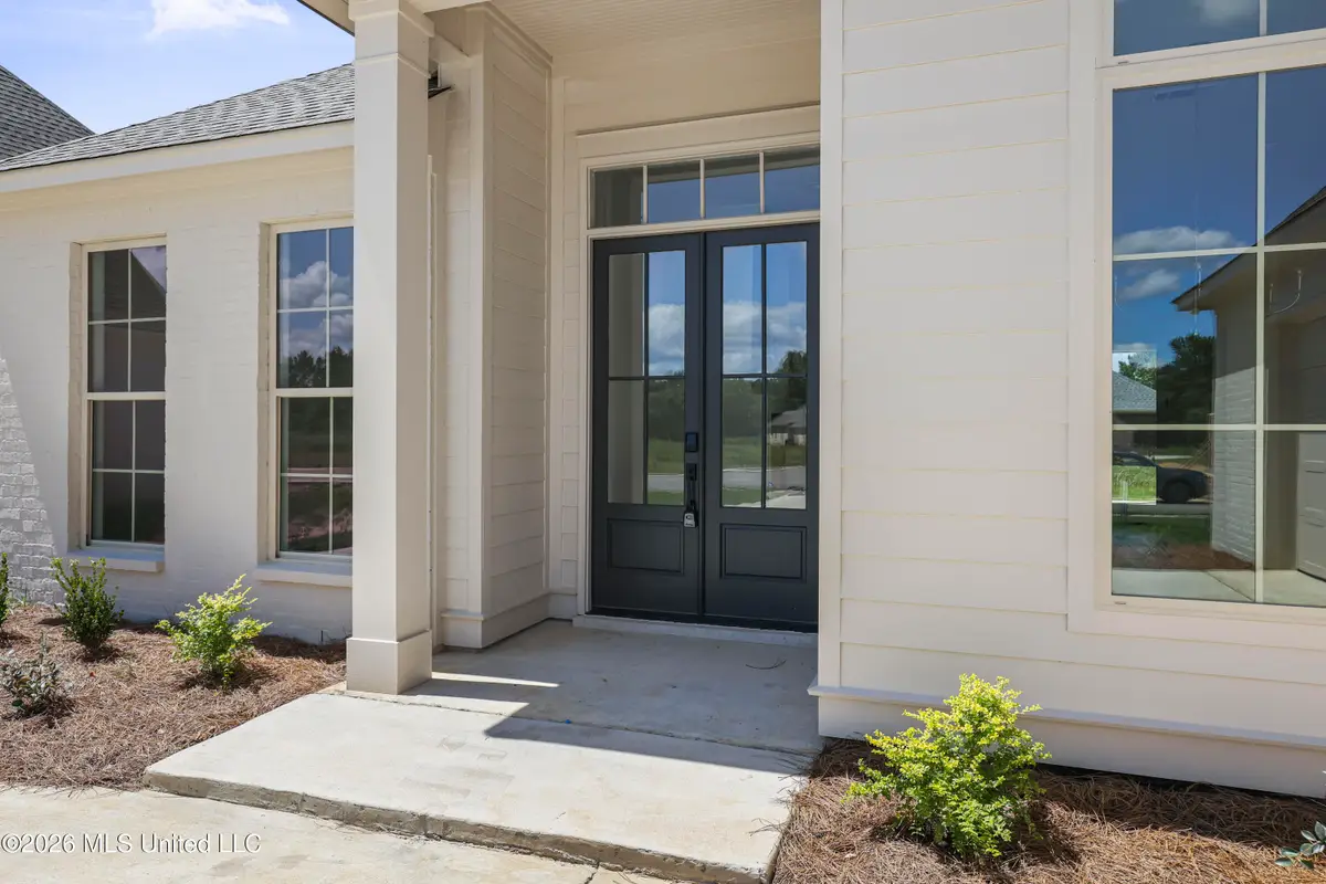 124 Mission Park Drive, Madison, MS 39110 - #1