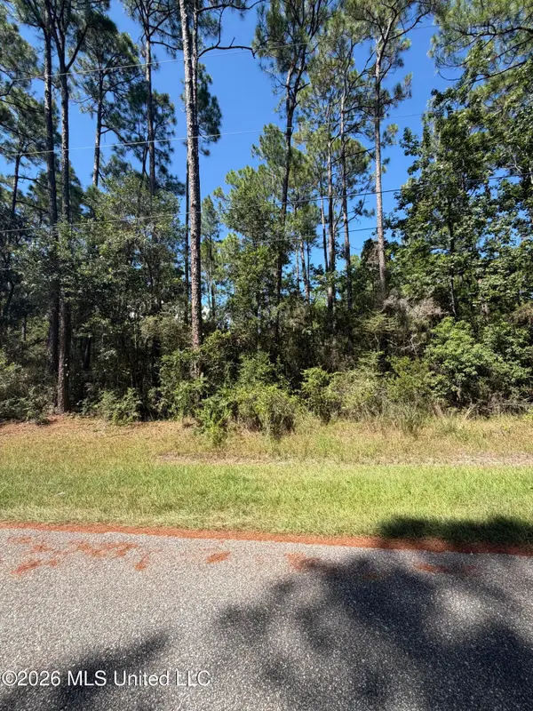 Holly Point, Pass Christian, MS 39571