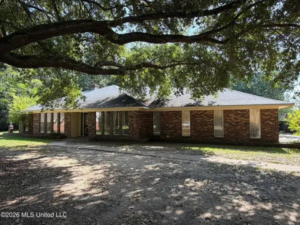 111 Greenwood Lane, Natchez, MS 39120