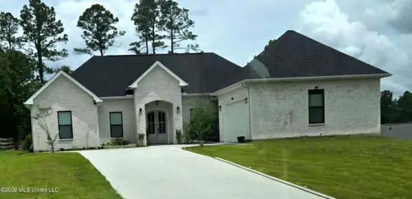 17 Forrest View Drive, Carriere, MS 39426