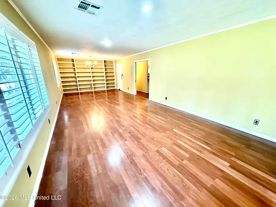 981 S Church, Brookhaven, MS 39601 - #3